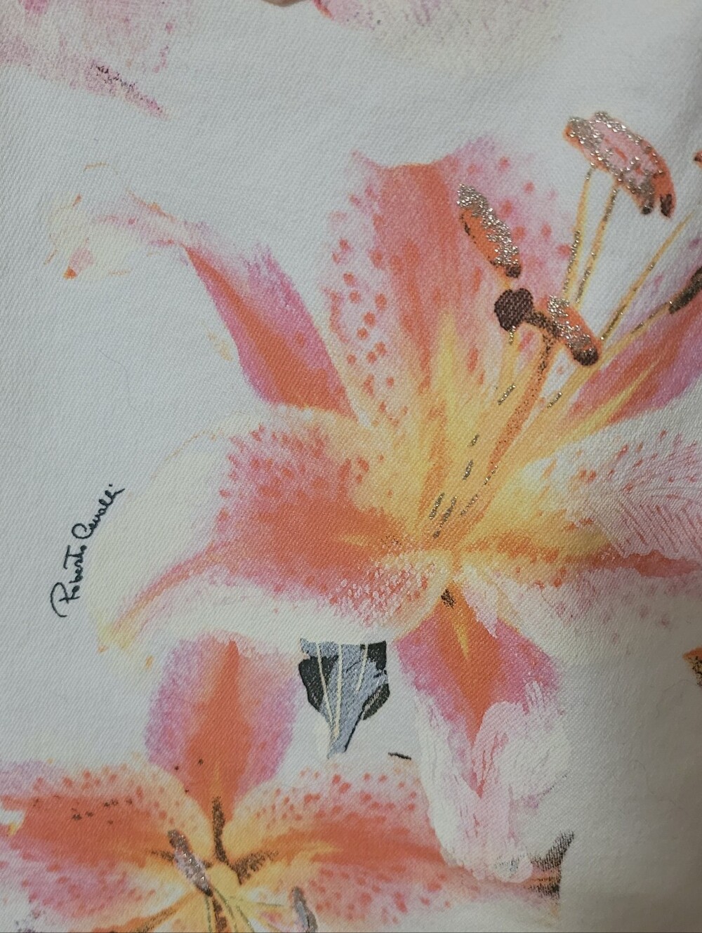 Roberto Cavalli Vintage White Jeans with Pink & Orange Floral Print - Picture 4 of 7